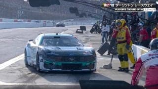 「これピット違いますよね？」ボルト締め忘れ→“別のチームが”助けるまさかの展開！ 米レースの“神対応”に驚きと称賛の声