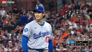 大谷翔平に「ハッハッハ」現地実況が“爆笑” 怒りも見せた緊急登板…降板時、走者に対する“意外な表情”に思わず吹き出す
