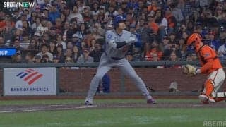 大谷翔平が叫んだ…！体に迫るボールに思わずリアクション 緊急回避で見せた“一瞬の表情”にも注目
