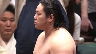 「まるで別人」「小顔が際立つ」グッズ“即”売り切れの人気力士、初お披露目の“髷姿”にファンざわめき