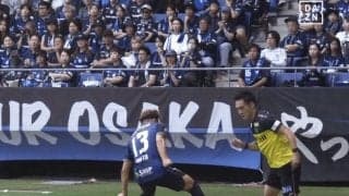 なんて股抜きだ！ 柏MFの“急加速ドリブル”がまるで三笘薫「こんな技いつ覚えた！？」「極上だ」スーパー突破から絶品アシスト
