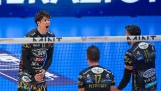 石川祐希、“要所で得点”挙げフルセットの激闘制す　開幕2連勝のペルージャ公式も称賛「イシカワが粘り強く攻めた」