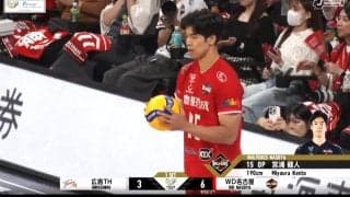 男子バレー、“魔球”バナナサーブに騒然 「リプレイ必見！」公式Xでも大興奮 サウスポーの超絶技巧