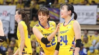 越谷章監督は「将来代表を背負える」と大きな期待 東レ滋賀の高卒ルーキーコンビ 花岡千聡＆結束美南が開幕からメキメキと成長中