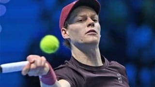  シナー 全勝で3年連続の最終戦4強 