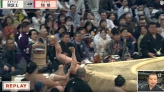 力士が“ムーンサルト風”土俵下落下の衝撃決着 「張られるし、ガッツリ負けるし、痛々しい」元力士解説も同情