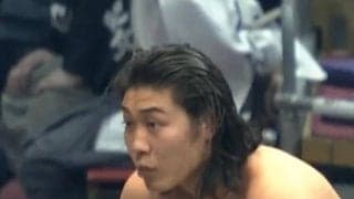 「髷結えたんかい！」「別人みたい」スタイル抜群イケメン力士、ざんばら髪からの大胆イメチェンに反響続々「ビジュ仕上がってる」