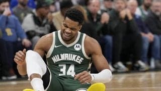 バックスの大黒柱ヤニス・アデトクンボが右ふくらはぎ負傷のため2～4週間を欠場へ