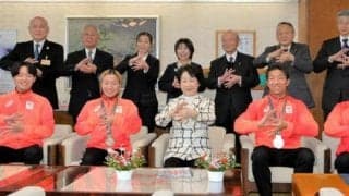 「世界が相手ワクワク」　県出身デフリンピック4選手が知事に報告
