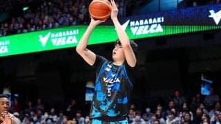 最終Qで37得点の波状攻撃、イヒョンジュンの3点弾光る…ホームの長崎が千葉Jに連勝成功