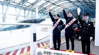 辻直人&篠山竜青がかもめ18号の出発式に出席…長崎駅ではスポーツ選手として初の一日駅長に