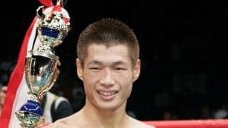 日本ボクシング世界王者列伝：長谷川穂積 ３階級制覇を成し遂げた好戦的サウスポーの比類なき実績と魅惑の輝き