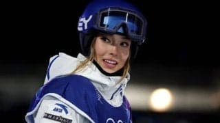 「なんて楽しいシェア！」ミラノ五輪の銀メダリスト“意外なオフショット”に注目　黒キャミでくつろぐ姿を披露「ごはん愛にあふれている！」36億円モデルとしても活躍