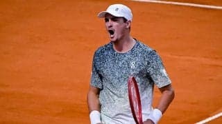  19歳が復活 4ヵ月ぶり白星で初戦突破 