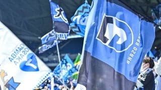 ｢ピント独占罪w｣G大阪がACL2祝勝“車内ショット”撮影も主役は18歳の控えGK!?｢諸先輩方を差し置いて｣の“蛮行”に｢流石だよ。荒木。こいつは伸びるなぁ｣と主将CB