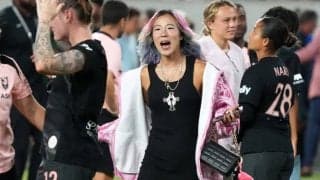 大ケガから完全復活を目指す“なでしこ切り札”サッカー界のレディー・ガガ、まだらヘアのイメチェン姿公開も筋力テストの結果に撃沈