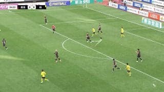 「また神に近づいた…」鹿島最強GKの“ありえない切り替え”にファン衝撃！PKキャッチ→60m超絶パントキック「レベル高すぎ」