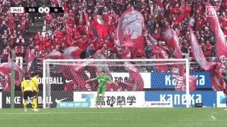 「飛びますよ、という雰囲気を…」鹿島最強GK、“ど真ん中PKセーブ”のカラクリとは？柏FWを誘導した究極の心理戦「一か八かだった」