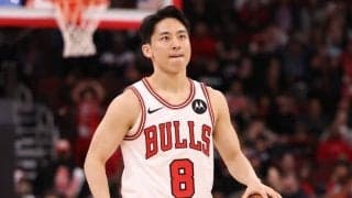 ブルズが昨年王者サンダーと対戦…終盤食らいつくもチームは惜敗、河村は出場時間を得られず