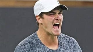  19歳 本領発揮で16強、次戦シナー 