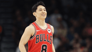 河村勇輝がNBAで6戦連続ロスター入り…負傷者続出のブルズは次戦でレイカーズと激突
