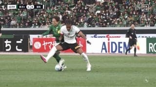 「やばいな！鉄じゃん」9年ぶり浦和復帰のオナイウ阿道、反則級の鬼キープにファン衝撃「止め方がわからん」
