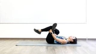 股関節の痛みを和らげる簡単ストレッチ7選｜寝ながらできる1日3分ケア