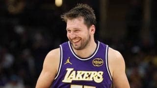 NBA史上3番目の若さで通算1万5000得点を突破したドンチッチが現役2人目の快記録