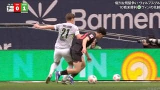 「そらキレる」「審判が心配」荒れ試合で物議を醸す“疑惑の判定”シーン「ヤバいだろ」痛恨PK献上→指揮官ブチギレ！