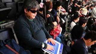 障害を越えたスポーツ観戦　ボールの動きを「触る」、歓声を「見る」