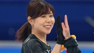 ロコ・ソラーレ吉田夕梨花、黒タンクトップ姿で“衝撃ボディ”披露…腹筋もチラ見せ「かっこいい！けど、やっぱり可愛い」