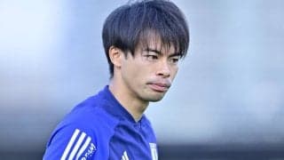 ｢ブルーロックすぎますて｣ブライトン三笘薫のチェルシー翻弄“神業ボレー”に本拠地サポ拍手喝采！｢あんなところでリフティング？｣