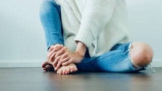 こむら返りを繰り返す人は要注意！「原因と対策」関連する病気を徹底解説