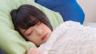 睡眠中に働いている？良い睡眠を取るための方法とは