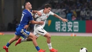 ｢わざと叩きつけた？うますぎる｣開幕3連勝のJ1町田MFが魅せた！高難度“エジルキック”での技ありミドル弾に反響！｢これはエジルですわ｣｢これが本当のラヴィ上等か｣