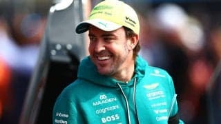 「優勝争いをする姿を見たい」去就不透明のアロンソに盟友バトンがエール　現役時の思い出も「フェルナンドは、誰とも違うドライビングをする」「シューマッハとの戦いに似ていた」
