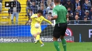 「逆足でエグくね？」「半端ない」日本代表GKの“60m弾丸パス”アシストに騒然！名手ゾマーのミス誘発「彩艶より先に…」