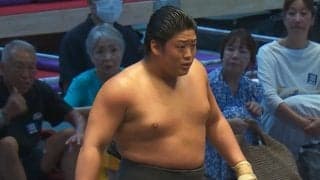 「顔がすごいことに」「左目すげぇ腫れてる」力士の表情にファン困惑「見えてないだろ…」心配の声も