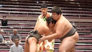 体重58キロの新弟子・新道が初土俵　高校相撲経験者に完敗も「強いことで有名になりたい」