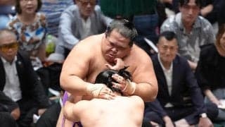 炎鵬が生田目を押し出し白星先行「一喜一憂せずに、相撲を取れる喜びを感じながら」
