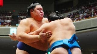 横綱大の里が横綱初挑戦の琴栄峰に何もさせず圧勝３連勝