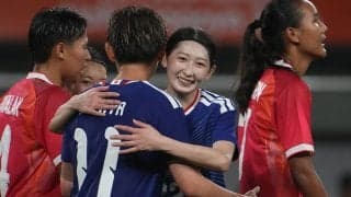 なでしこジャパン、衝撃の2人ハットトリック！ 先制の中嶋淑乃が歓喜＆宝田沙織は10分足らずで3点！ 代表初ゴールの選手が笑顔のハグ！アジア大会初戦で快勝！