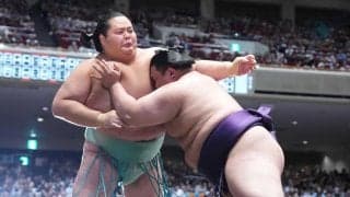 ５日目で無敗力士が消えた！琴桜が美ノ海にあっさり押し出されて初黒星