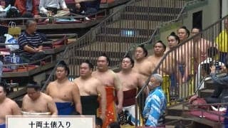 「反則級にかわいいw」十両力士の“クセつよ”化粧まわしが出現 ファンざわめき