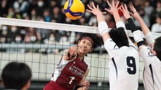 「モデルさんみたい」春高で活躍…19歳バレー女子が「ファッション番長」に“激変”　私服オフショット反響「この子、可愛いなぁ」