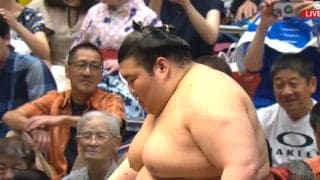 熱海富士、国技館入りの姿が“人気アニメの有名キャラ”に酷似と話題 “粋な”姿にファンほっこり