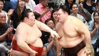 朝乃山が３敗守り10勝目　大の里の13日目Ｖを阻止して逆転Ｖ望み　熱海富士は５敗