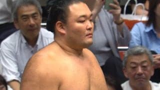 「こんなの泣ける」「見たことない」朝乃山、取組前に“まさか”の所作 負けられない一番であふれた思いにファン感涙