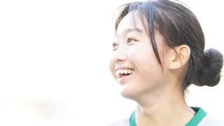 ｢ニコちゃん最高｣未来の代表候補17歳“なでしこ版伊東純也”の鋭い抜け出しからニア上に決めたゴラッソに脱帽！｢3人いるのによく決めた！｣｢上手すぎるんですけど｣