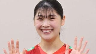 「モデルさんみたいに綺麗」28歳バレー女子の“チラ見せ”に反響「めっちゃ似合ってて可愛い」日本代表OGからも「似合ってる」